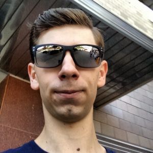 Meet your Posher, Devin